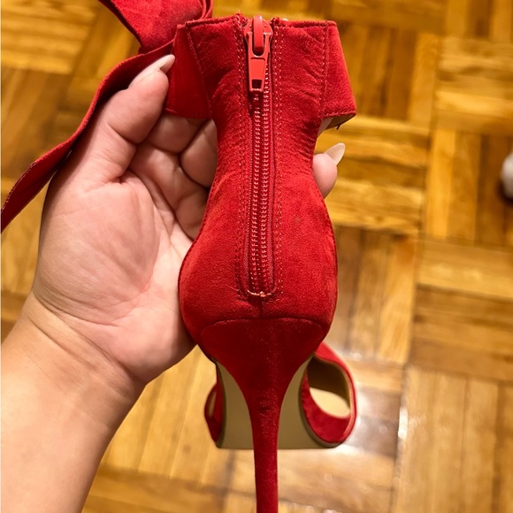 JUSTFAB RED SUEDE PUMPS WITH ANKLE BOW DETAIL - Picture 5 of 6